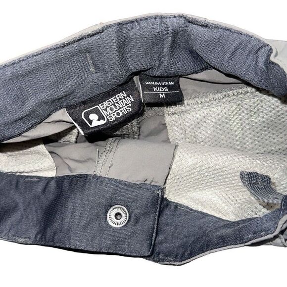 Boys sz M 8-10 Cargo synthetic shorts in dr gray adjustable quick dry adventure - Picture 3 of 6